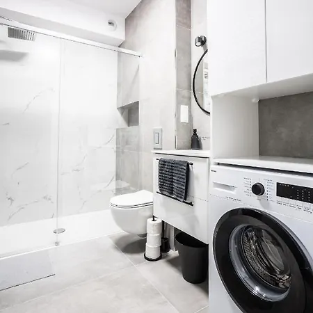 Apartman Grand Lux Grodzienska Near To Theoldtown Varsó